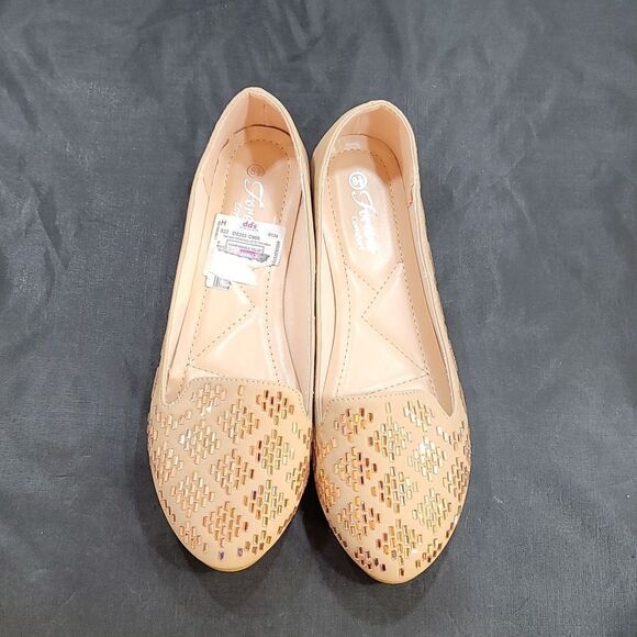 BRAND NEW FOREVER COMFORT RHINESTONE EMBROIDERED SLIP-ON WOMEN"S BALLET FLAT - Picture 4 of 16